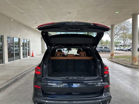 Used 2023 BMW X5 sDrive40i w/ M Sport Package image 33