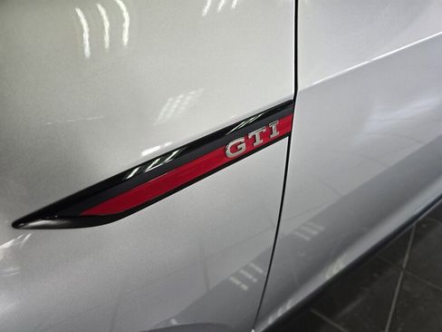 Used 2022 Volkswagen GTI S image 29