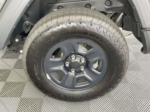 Used 2026 Jeep Wrangler Sport AWD/4WD image 33