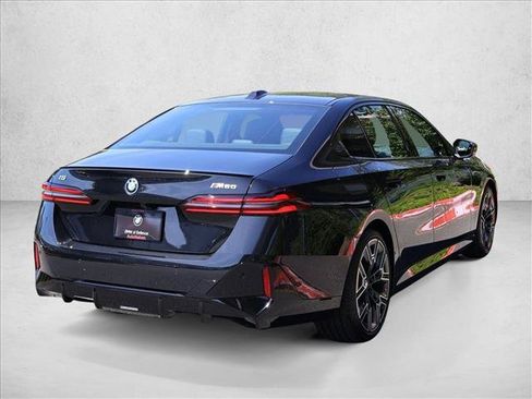 Used 2026 BMW i5 M60 AWD/4WD image 2