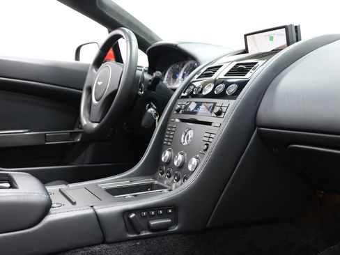 Used 2008 Aston Martin V8 Vantage Roadster RWD image 65