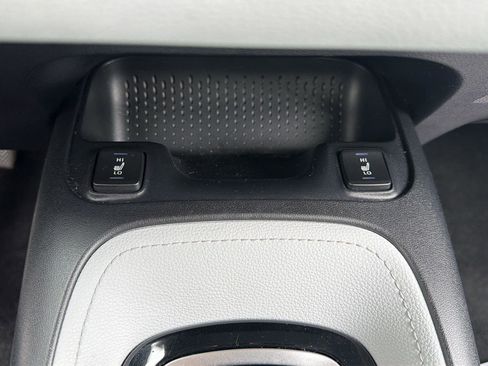 Used 2021 Toyota Corolla XSE FWD image 17