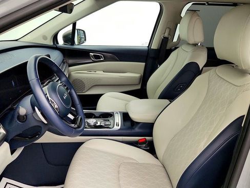 Used 2026 Kia Carnival SX w/ SX Dark Edition Package FWD image 19