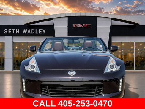 Used 2013 Nissan 370Z Touring w/ Sport Pkg RWD image 2