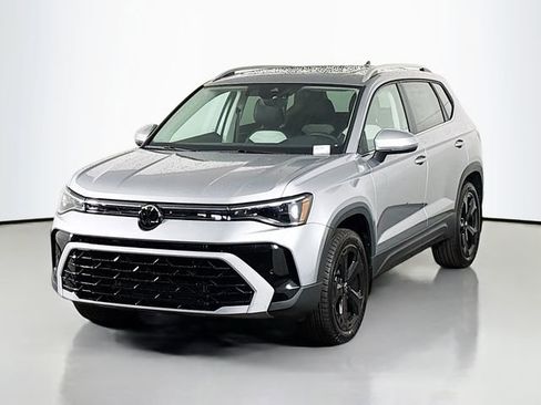 New 2026 Volkswagen Taos SEL AWD/4WD image 3