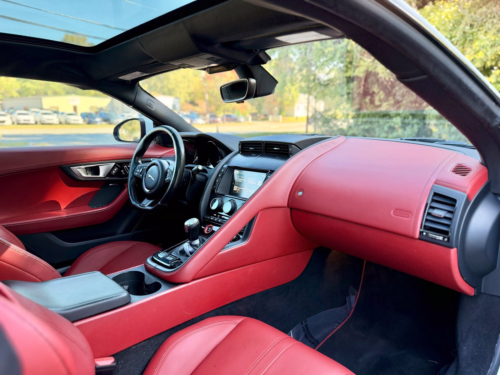 Used 2016 Jaguar F-TYPE S RWD image 26