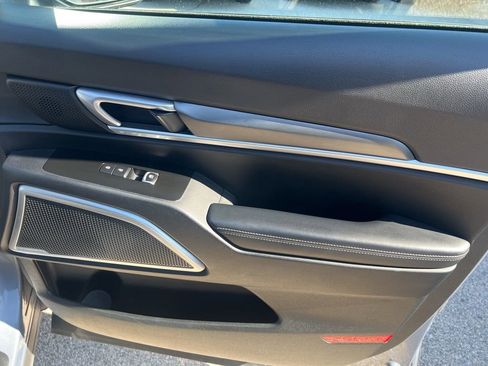 Used 2022 Kia Telluride LX image 21