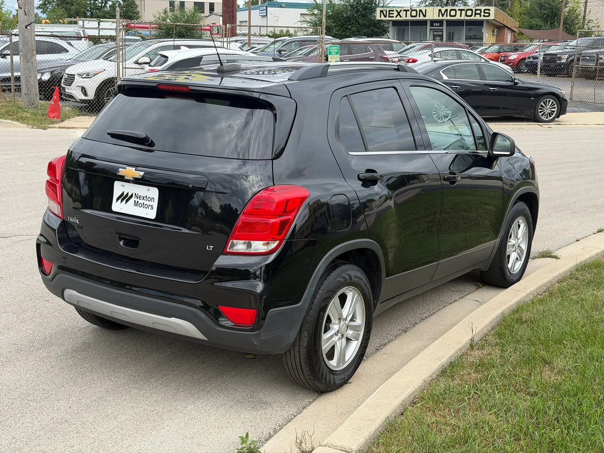 Used 2020 Chevrolet Trax LT FWD image 5