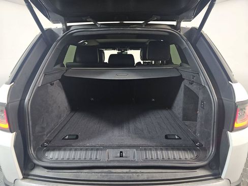 Used 2020 Land Rover Range Rover Sport SE AWD/4WD image 8