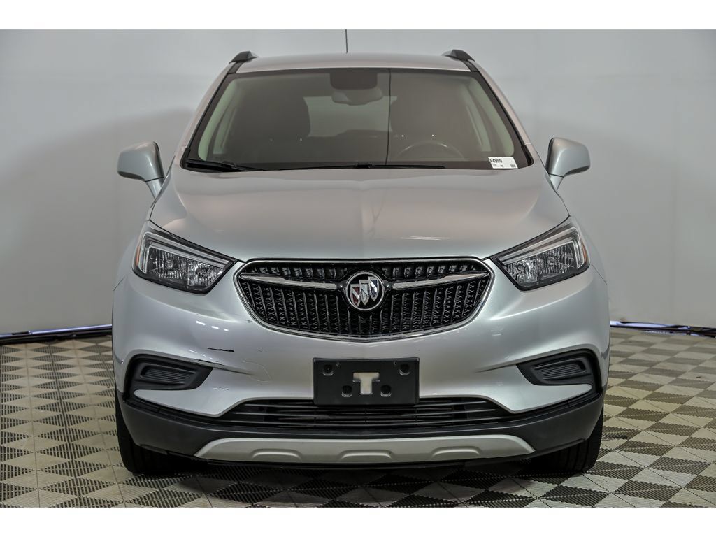 Used 2022 Buick Encore Preferred w/ Safety Package AWD/4WD image 4