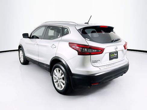 Used 2022 Nissan Rogue Sport SV image 5