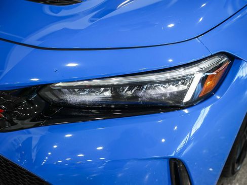 Used 2024 Honda Civic Type R image 12