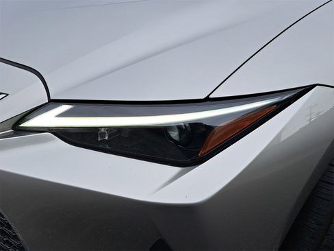 Used 2021 Lexus IS 300 image 34