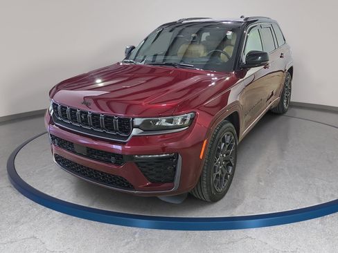 Used 2026 Jeep Grand Cherokee Summit w/ Obsidian Package AWD/4WD image 1