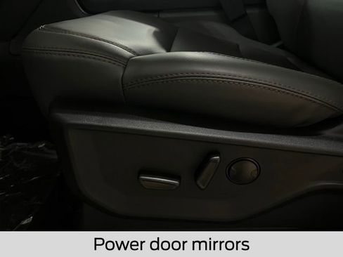 New 2025 Ford Expedition Max Active image 16