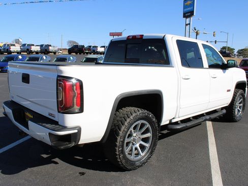 Used 2017 GMC Sierra 1500 SLT image 8