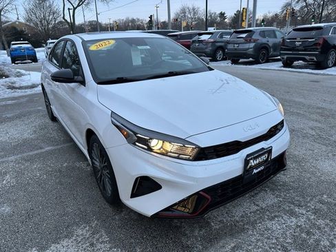 Used 2022 Kia Forte GT-Line w/ GT-Line Premium Package image 4