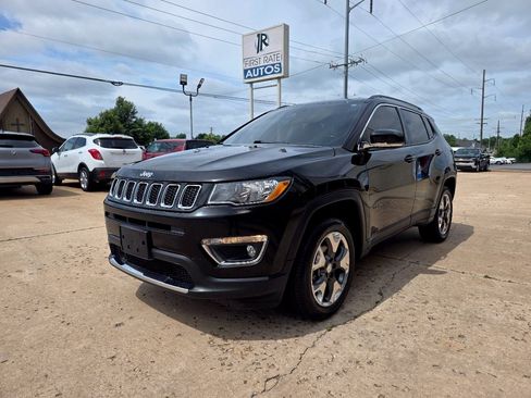 Used 2021 Jeep Compass Limited AWD/4WD image 3
