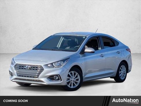 Used 2022 Hyundai Accent SEL image 1