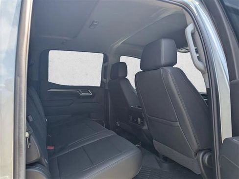 Used 2026 Chevrolet Silverado 1500 LT w/ Z71 Off-Road Package AWD/4WD image 14