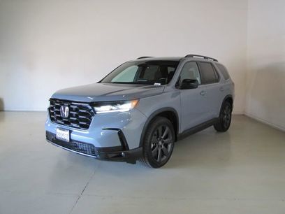 Used 2025 Honda Pilot Sport