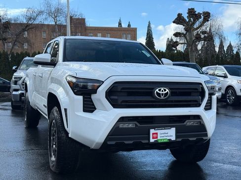 Certified 2024 Toyota Tacoma SR5 image 7