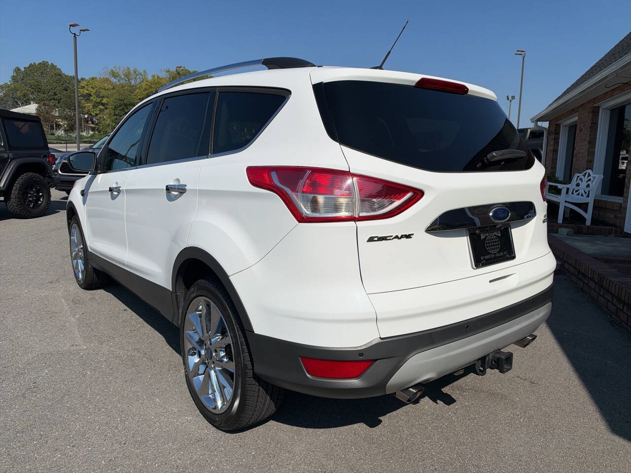 Used 2015 Ford Escape SE w/ SE Chrome Package AWD/4WD image 13