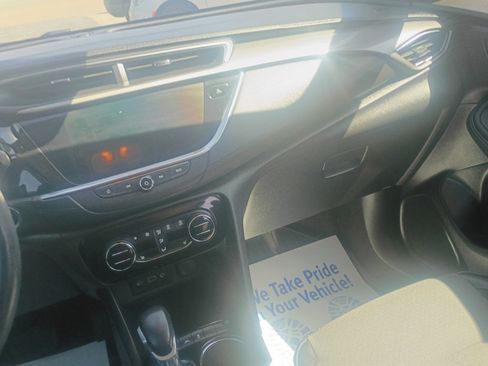 Used 2022 Buick Encore GX Select AWD/4WD image 13