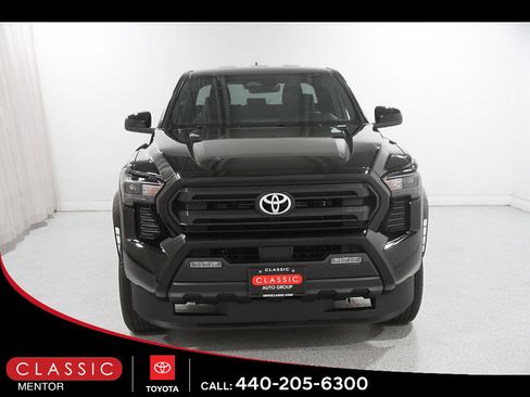 Used 2026 Toyota Tacoma SR5 AWD/4WD image 2