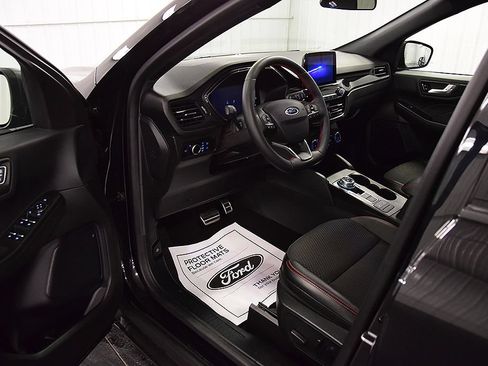 Used 2024 Ford Escape ST-Line AWD/4WD image 17