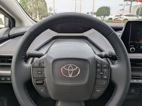 Used 2025 Toyota Prius LE image 22