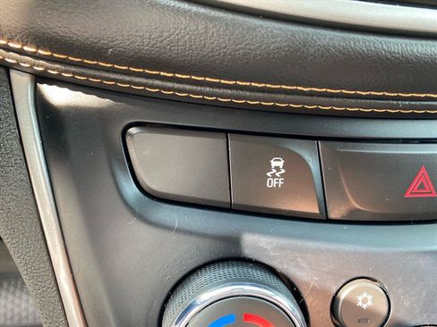 Used 2018 Chevrolet Trax LS FWD image 13