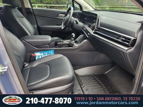 Used 2023 Kia Sportage EX FWD image 11