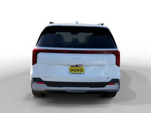 New 2026 Kia Carnival EX image 4