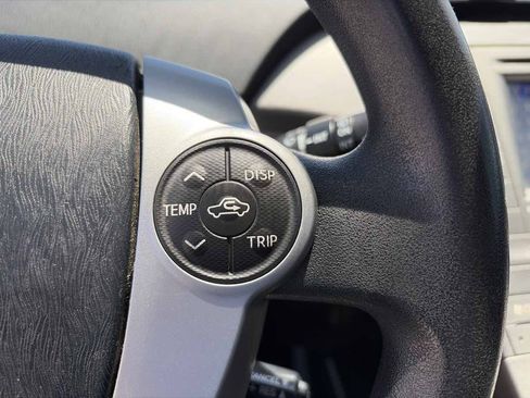 Used 2013 Toyota Prius Three FWD image 38