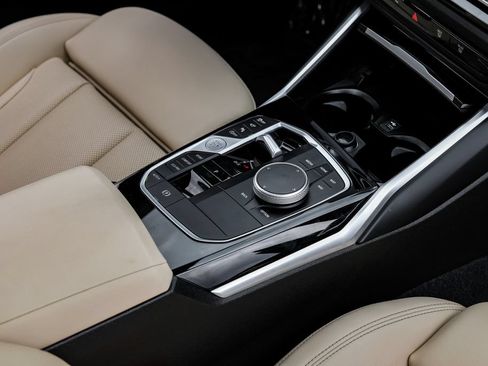 Used 2024 BMW 230i Coupe w/ Premium Package RWD image 23