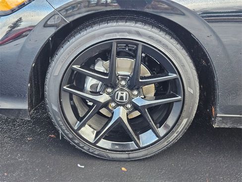 Used 2025 Honda Civic Sport image 38