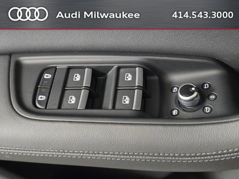 Used 2023 Audi Q7 3.0T Premium Plus w/ Premium Plus Package image 15