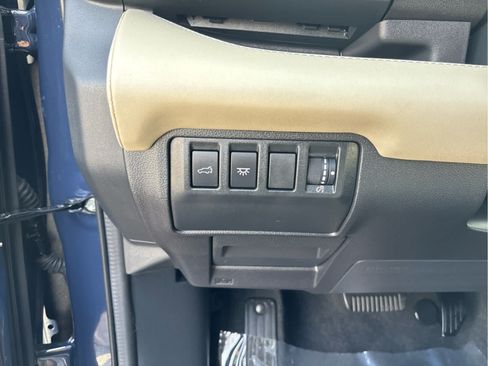 Used 2025 Subaru Ascent Limited AWD/4WD image 42