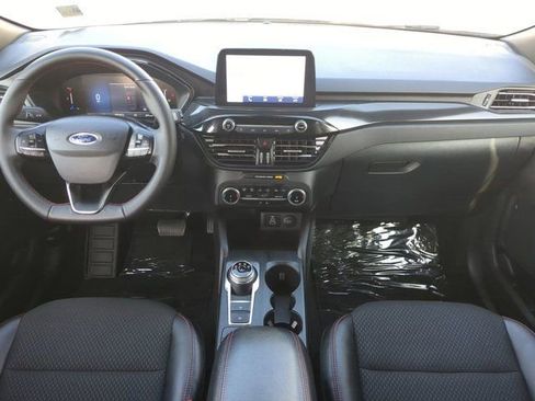 Used 2025 Ford Escape ST-Line image 15