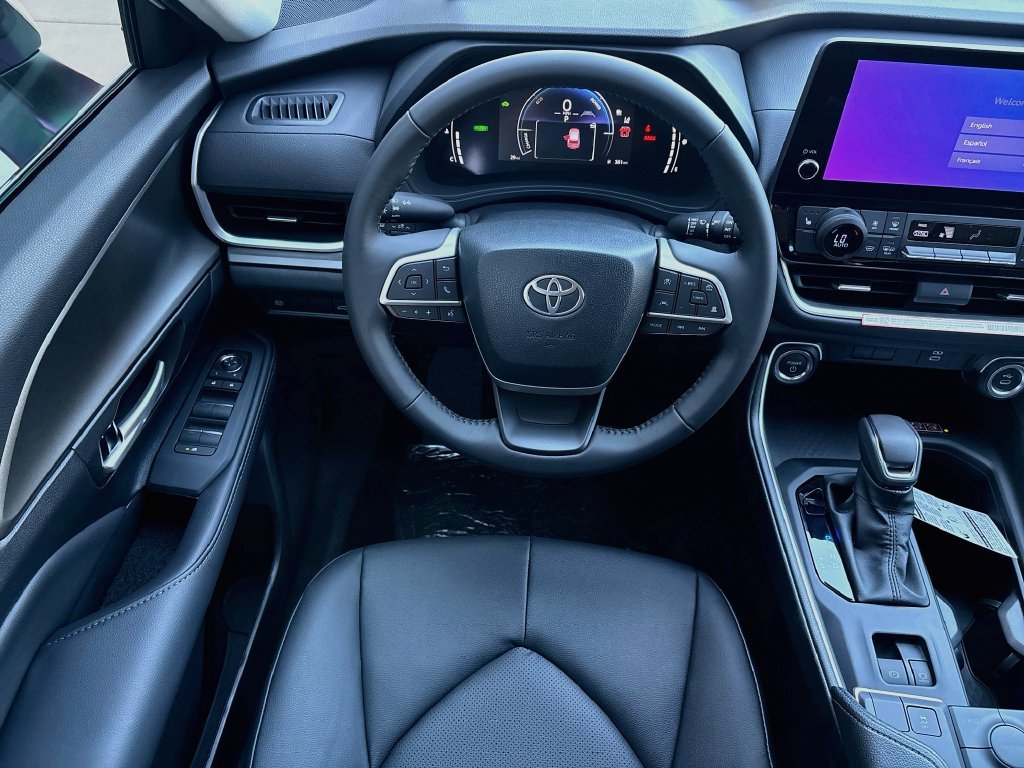 New 2026 Toyota Grand Highlander XLE FWD image 10
