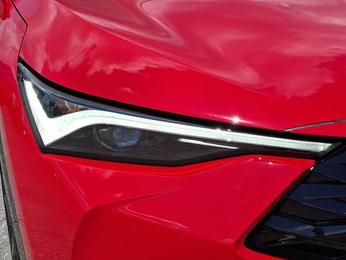 Certified 2025 Acura ADX A-Spec AWD/4WD image 9