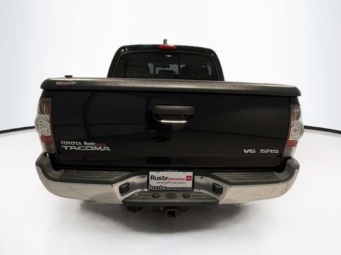 Used 2013 Toyota Tacoma 4x4 Double Cab w/ SR5 Pkg image 5