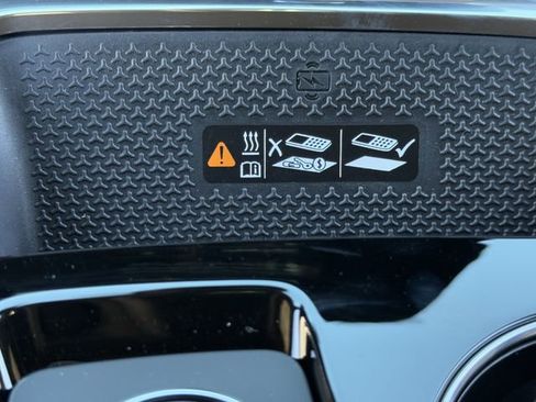 New 2026 Chevrolet Equinox ACTIV w/ Convenience Package III image 19