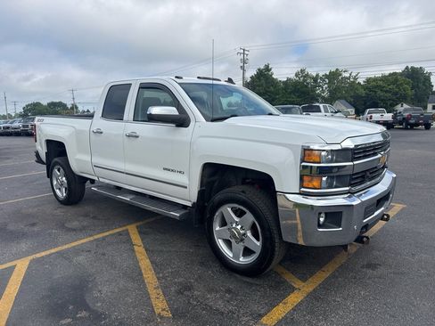 Used 2015 Chevrolet Silverado 2500 LTZ w/ LTZ Plus Package AWD/4WD image 4