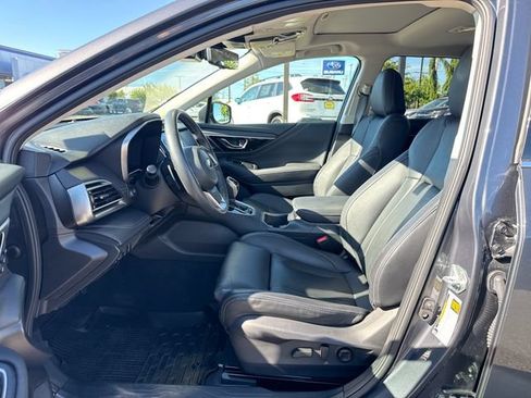 Used 2024 Subaru Outback Touring AWD/4WD image 14