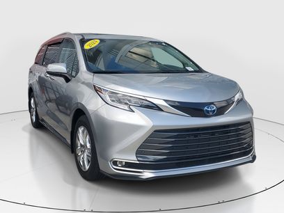 Certified 2024 Toyota Sienna Limited