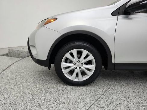 Used 2013 Toyota RAV4 Limited AWD/4WD image 37