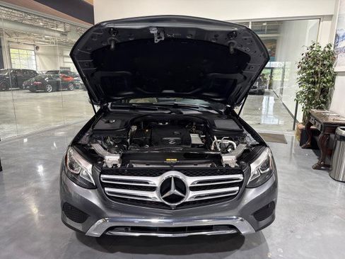 Used 2018 Mercedes-Benz GLC 300 w/ Multimedia Package image 18