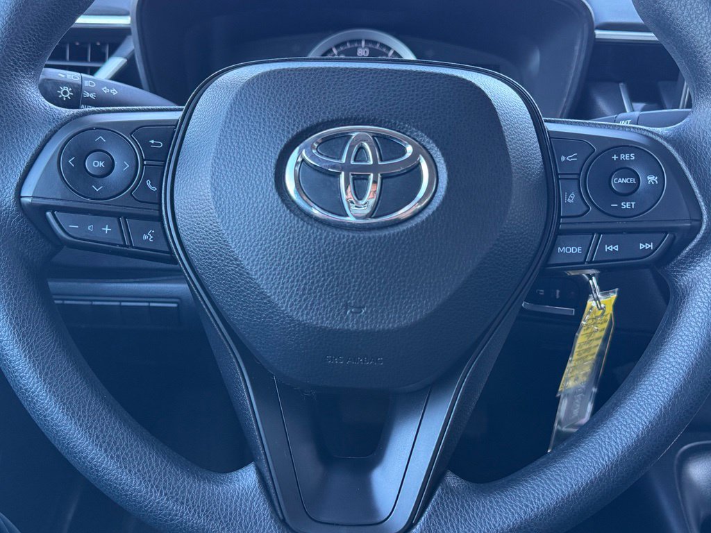 Used 2022 Toyota Corolla LE FWD image 39
